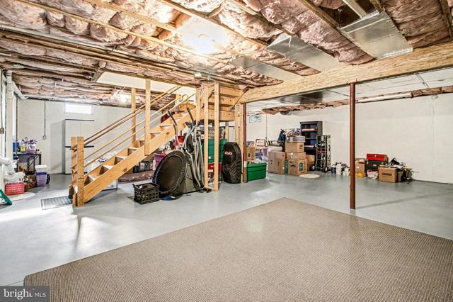 5940 HUNTINGTON CMNS, Enola, PA 17025