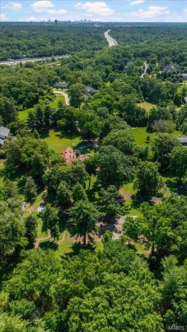1601 S Warson Road, Ladue, MO 63124