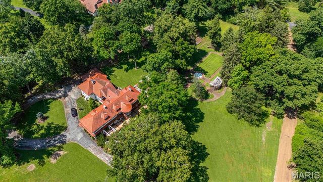 1601 S Warson Road, Ladue, MO 63124