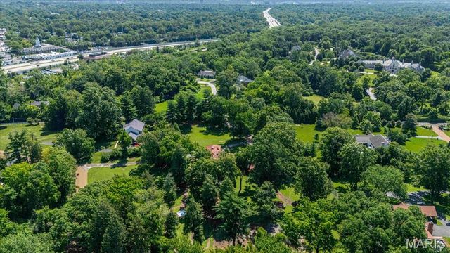 1601 S Warson Road, Ladue, MO 63124