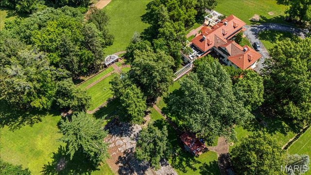 1601 S Warson Road, Ladue, MO 63124