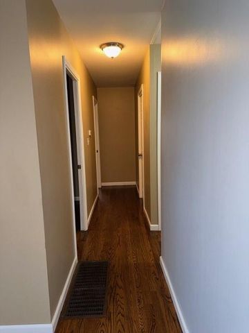 16305 E 17th Street, Independence, MO 64050