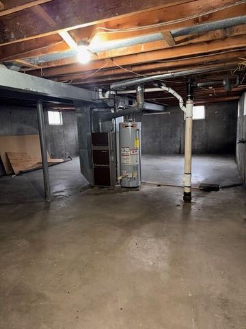 16305 E 17th Street, Independence, MO 64050