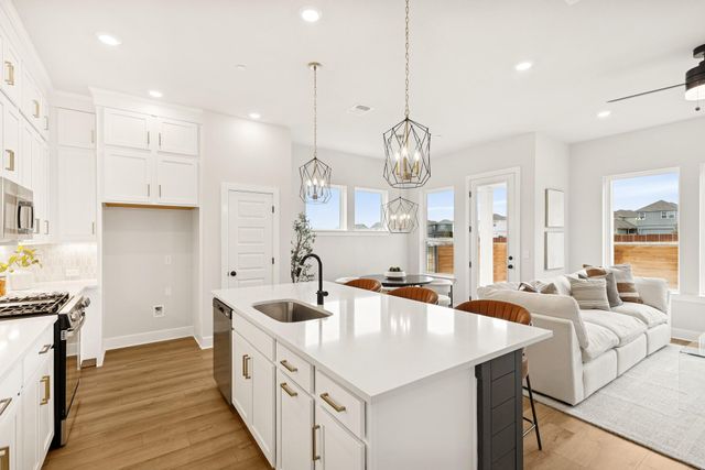 5603 Forks RD, Austin, TX 78747