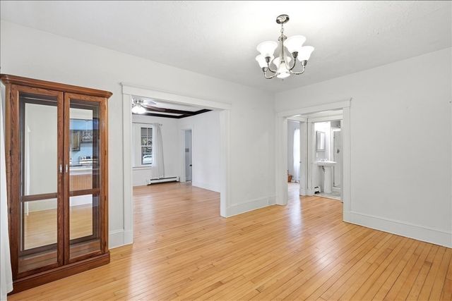 15 Walnut St, West Bridgewater, MA 02379