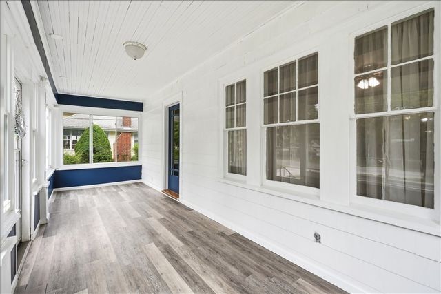 15 Walnut St, West Bridgewater, MA 02379