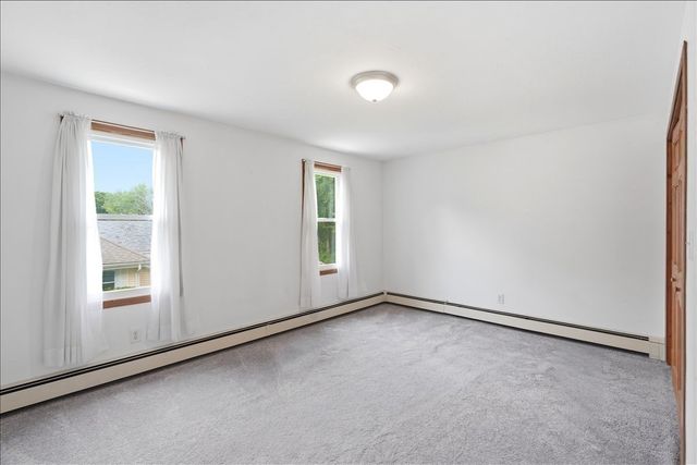 15 Walnut St, West Bridgewater, MA 02379
