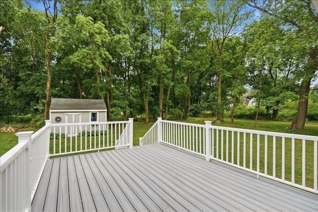15 Walnut St, West Bridgewater, MA 02379