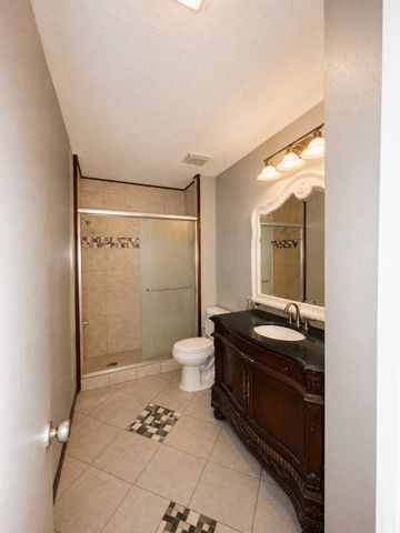 1928 La Prada Parkway, Mesquite, TX 75150