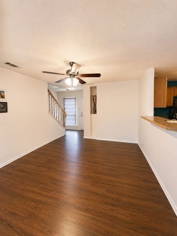 1928 La Prada Parkway, Mesquite, TX 75150