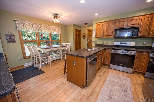 5159 Alder Court, Hamburg, NY 14075