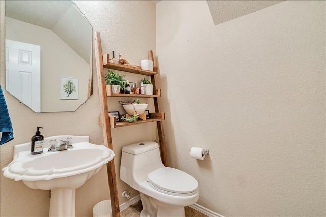 1825 Thompson TRL, Round Rock, TX 78664