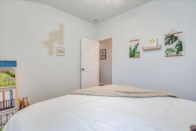 1825 Thompson TRL, Round Rock, TX 78664