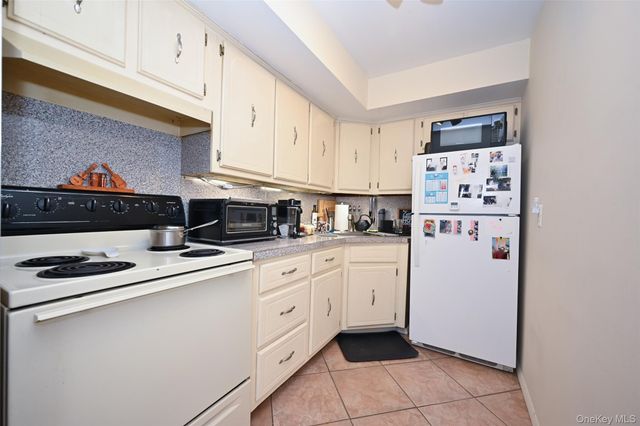 16-37 157th Street, Whitestone, NY 11357