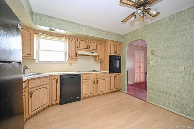 16-37 157th Street, Whitestone, NY 11357