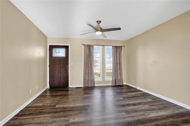 21680 S Main Street, Spring Hill, KS 66083