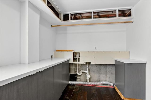 21680 S Main Street, Spring Hill, KS 66083