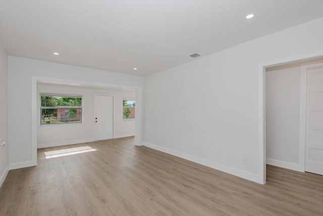 546 NW 5th Avenue, Homestead, FL 33030