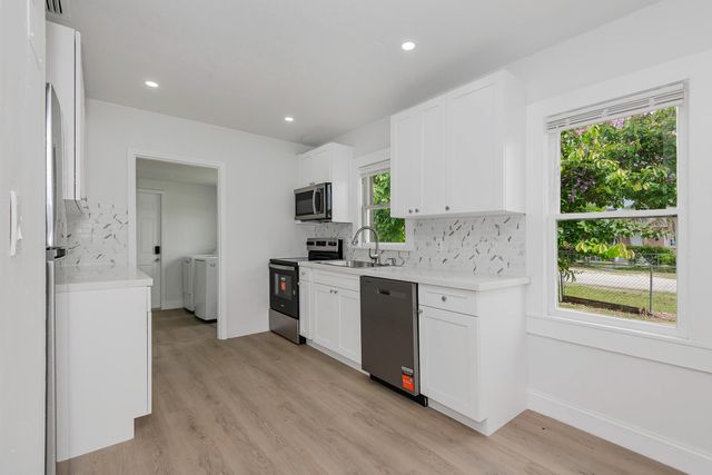 546 NW 5th Avenue, Homestead, FL 33030