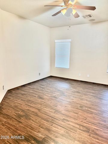 752 E COWBOY COVE Trail, San Tan Valley, AZ 85143