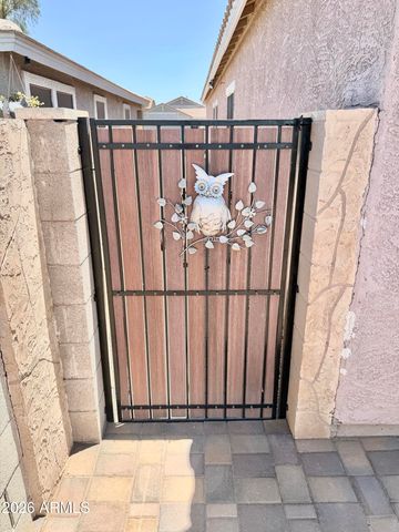 752 E COWBOY COVE Trail, San Tan Valley, AZ 85143