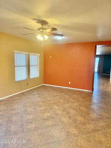 752 E COWBOY COVE Trail, San Tan Valley, AZ 85143