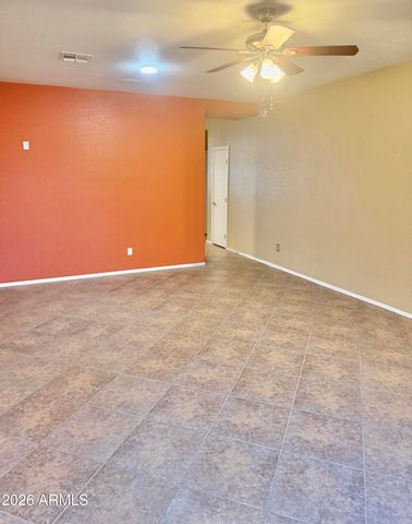 752 E COWBOY COVE Trail, San Tan Valley, AZ 85143