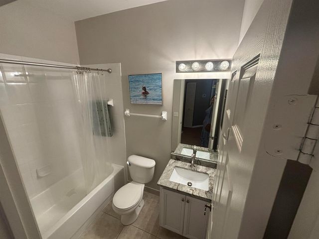 110 Lighthouse Circle H, Tequesta, FL 33469