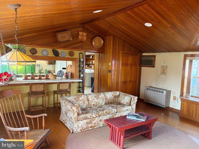 3169 MAYFLOWER RD, Plymouth Meeting, PA 19462