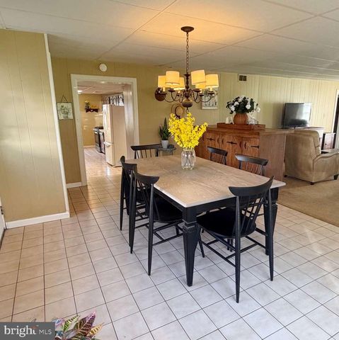 3169 MAYFLOWER RD, Plymouth Meeting, PA 19462