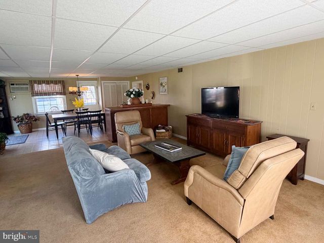 3169 MAYFLOWER RD, Plymouth Meeting, PA 19462