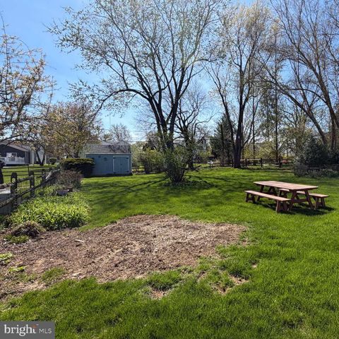 3169 MAYFLOWER RD, Plymouth Meeting, PA 19462