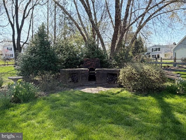 3169 MAYFLOWER RD, Plymouth Meeting, PA 19462