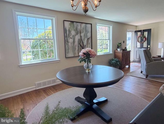 3169 MAYFLOWER RD, Plymouth Meeting, PA 19462