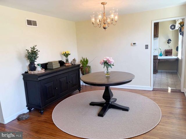 3169 MAYFLOWER RD, Plymouth Meeting, PA 19462