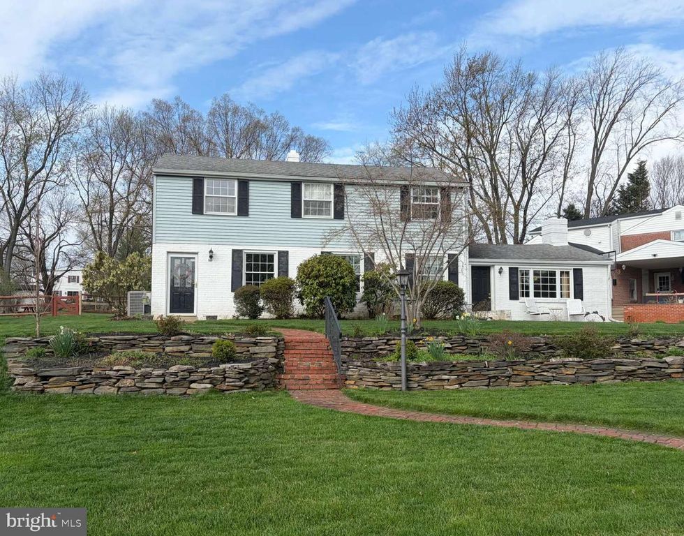 3169 MAYFLOWER RD, Plymouth Meeting, PA 19462