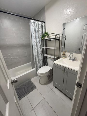 2441 NW 14th St, Fort Lauderdale, FL 33311