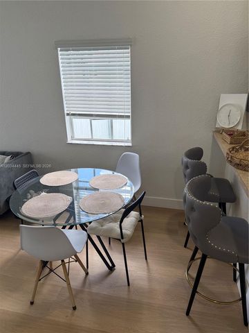 2441 NW 14th St, Fort Lauderdale, FL 33311