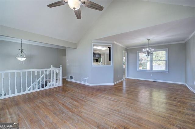 33 ENGINEER Lane, Cartersville, GA 30120