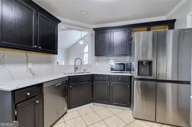 33 ENGINEER Lane, Cartersville, GA 30120