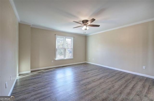 33 ENGINEER Lane, Cartersville, GA 30120