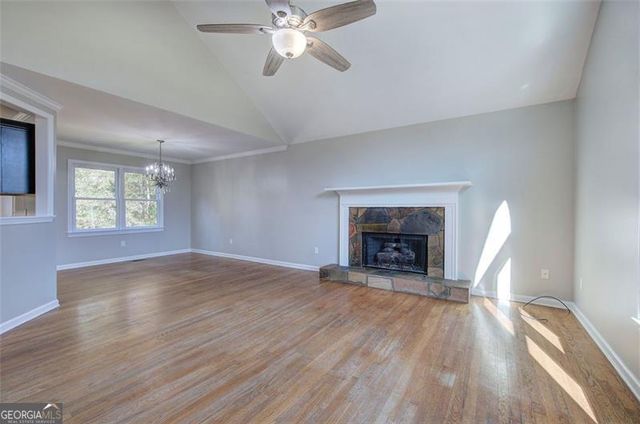 33 ENGINEER Lane, Cartersville, GA 30120