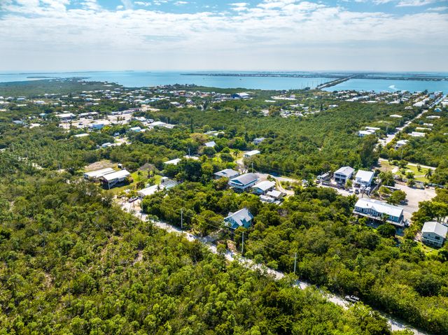E 178 Sandy Circle, Big Pine Key, FL 33043