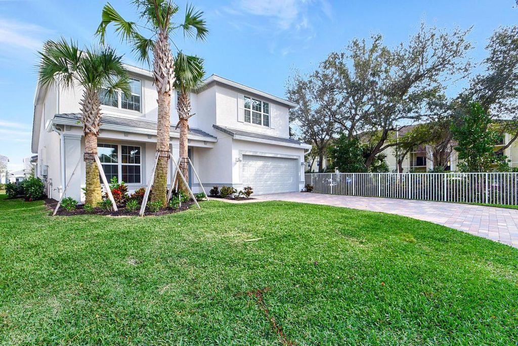 5336 Star Rush Lane, Lake Worth, FL 33467