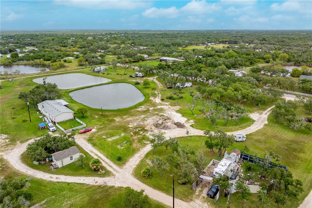 2131 Armstrong, Aransas Pass, TX 78336 — photo 3