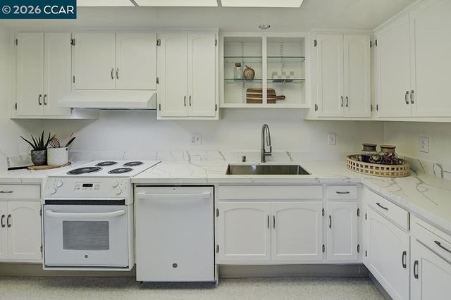 2416 Tice Creek Dr 1, Walnut Creek, CA 94595