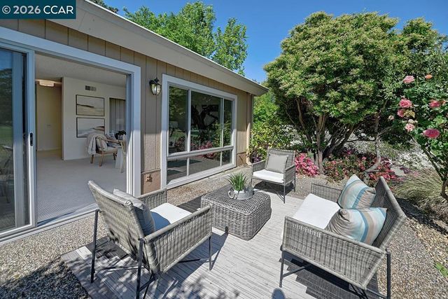 2416 Tice Creek Dr 1, Walnut Creek, CA 94595