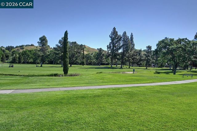 2416 Tice Creek Dr 1, Walnut Creek, CA 94595