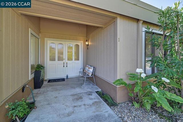 2416 Tice Creek Dr 1, Walnut Creek, CA 94595