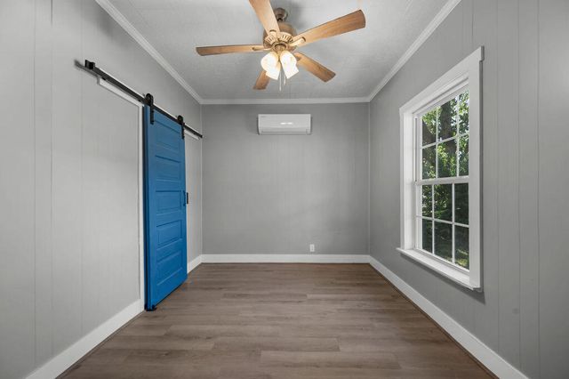 104 N Royal St, Deridder, LA 70634